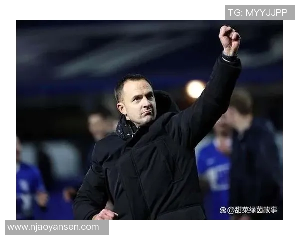 伯明翰与伯顿在足总杯的激烈对决展现足球魅力与团队精神